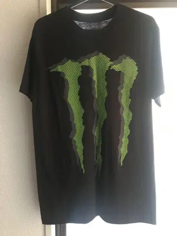 MONSTER ENERGY 블랙 티셔츠 S