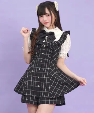 반팔 레이스 핀턱 프릴 요크 절개 셋업