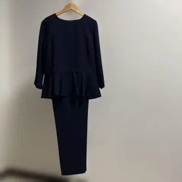 페플럼 탑 팬츠 셋업 L 사이즈