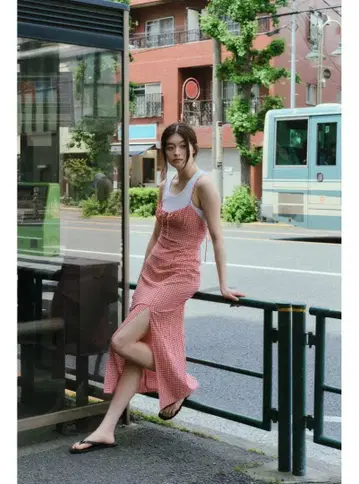 자라 깅엄 체크 무늬 미디 길이 원피스