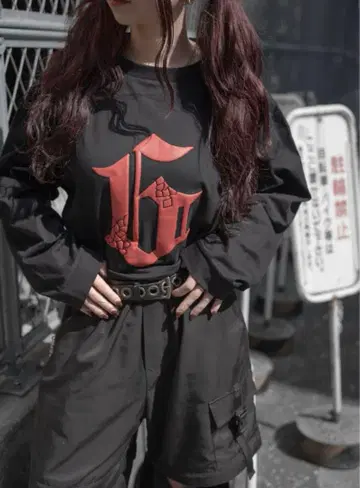 기부스 G 푹 프린트 롱 티셔츠 블랙