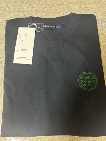 새상품 RABBITS FISHING CLUB 티셔츠 L 사이즈