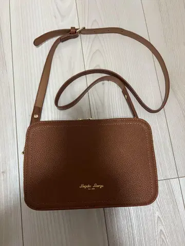 브라운 가죽풍 숄더백