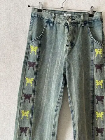 아늑한 y2k 나비 자수 데님 팬츠