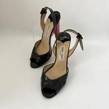지미추 에나멜 펌프스 23.5cm 오픈토 블랙 샌들