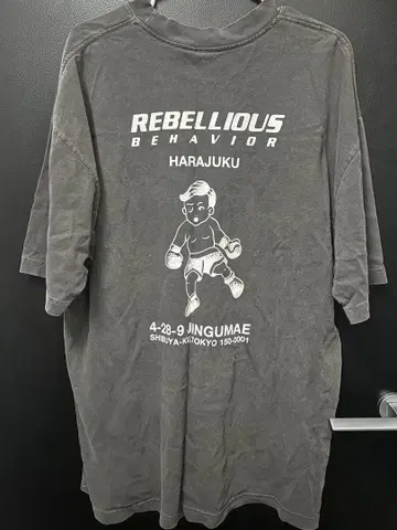 REBELLIOUS BEHAVIOR 그레이 티셔츠 L 사이즈