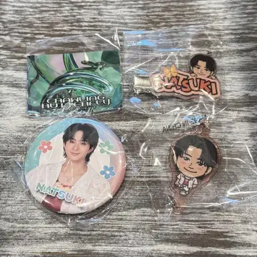 사와모토 나츠키 헤어 클립 캔뱃지 연결 아크릴 참 스티커 가챠