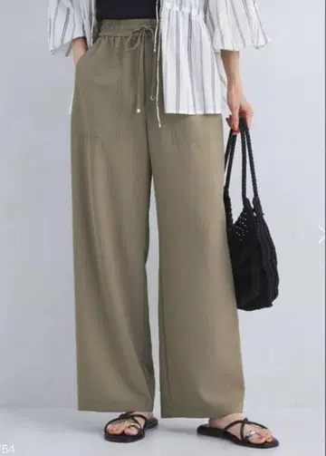 이번 시즌 그린 라벨 릴랙싱 드라이 크로스 팬츠