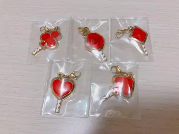 트위스티 캔디 메탈 참 하츠라부루