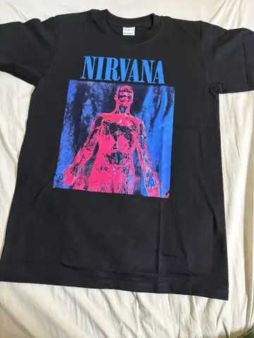 NIRVANA SLIVER 티셔츠 M 사이즈 블랙