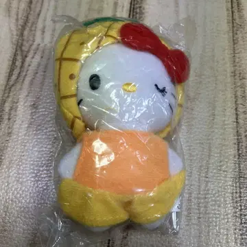 헬로키티 파인애플 옷 갈아입기