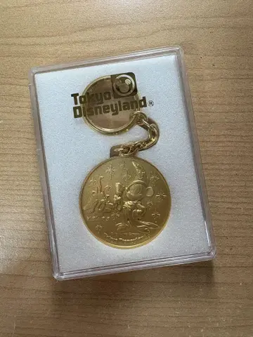 도쿄 디즈니랜드 10주년 기념 메달