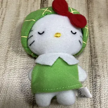 헬로키티 멜론 옷 갈아입기