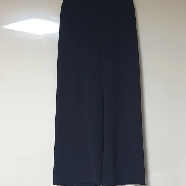 【HI FI FNK】Ron Nylon Parachute Pants Hammer Time Red Nylon Parachute Pants with Black Zippers