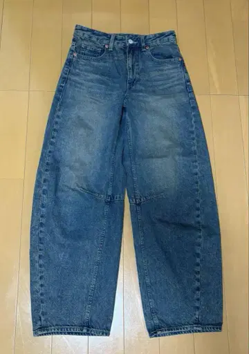 지유 배럴 레그 청바지 블루