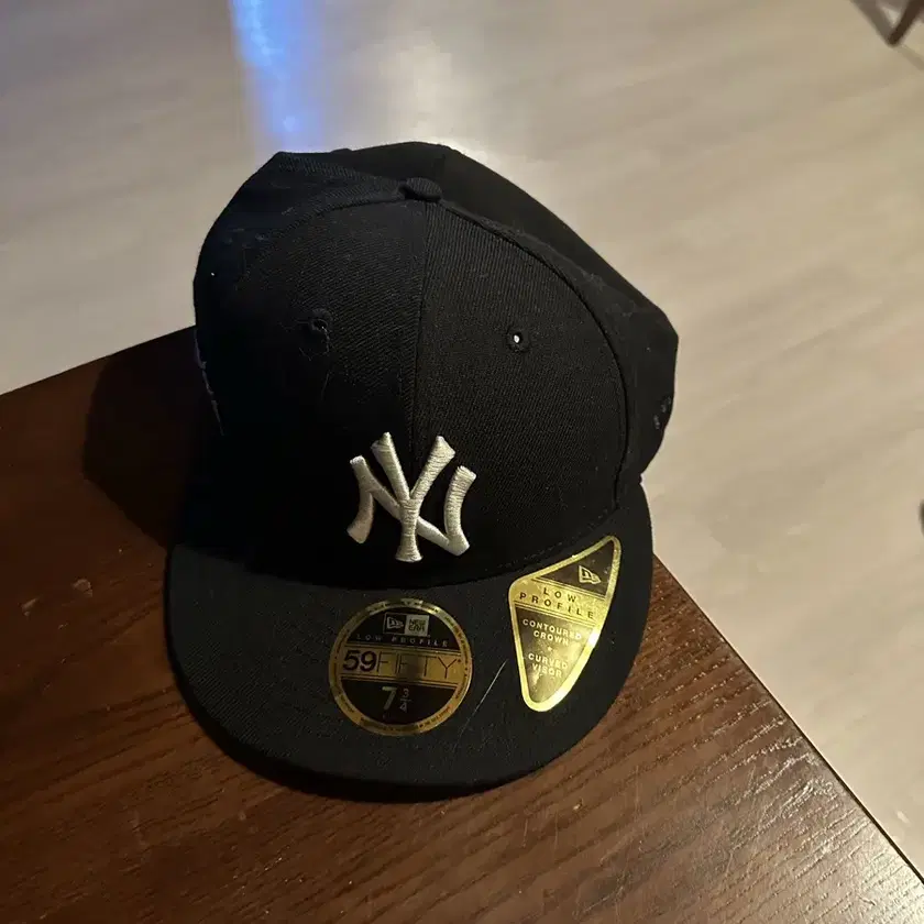 帽子 aim leon dore newera 7.4/1 ALD / New Era Yankees Running Hat – Aimé Leon Dore EU