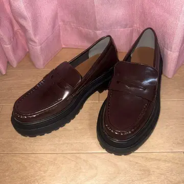 다크 브라운 가죽 로퍼 통굽