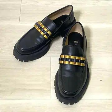자라 트랙 밑창 24cm 비쥬 로퍼 통굽 스터드