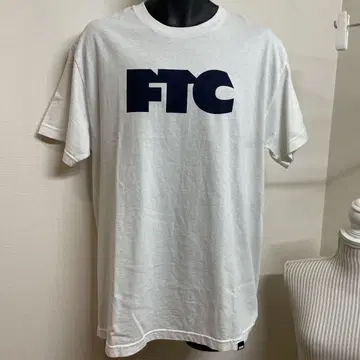 FTC 화이트 티셔츠 큰 로고