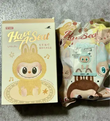 자리에 앉아보세요 LABUBU 라부부 라브부 QUQU