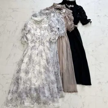 펄 비즈 목걸이 포함 롱 원피스 couture BY ROJITA