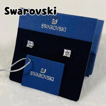 스와로브스키 스퀘어 컷 크리스탈 스터드 귀걸이 클리어 마감