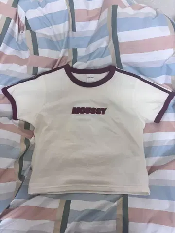MOUSSY 반팔 티셔츠 FREE 화이트/버건디
