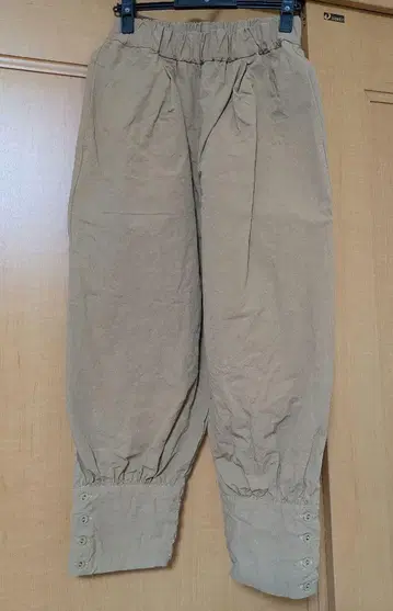 Ecru et pousse 별주 'CIRCUS PANTS'