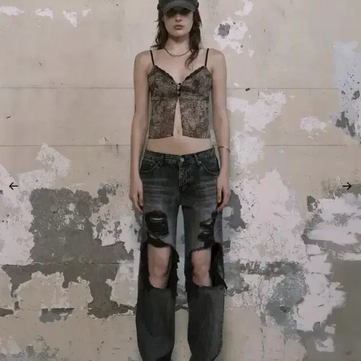 【BOHEMIAN SEOUL】DISTRESSED DEEP GRAY JEANS bohemian seoul》 DISTRESSED DEEP GRAY JEANS (BOHEMSEO/デニム