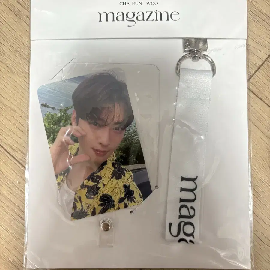 ASTRO | 아스트로 Astro Cha Eun-woo Photobook Poca Goods wts