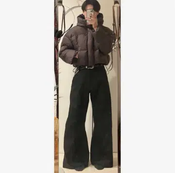 짧은 기장의 다운 자켓 브라운 드로 코드 포함 short jacket