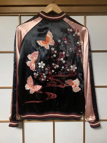 화려악단 JAPANESQUE 꽃과 나비 자수 스카잔