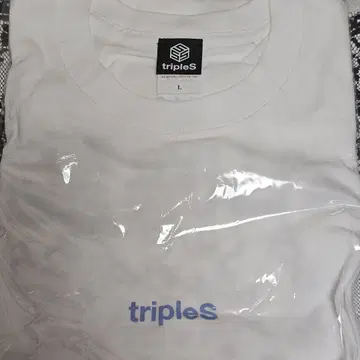 tripleS A LIVE 도쿄 공연 VIP석 혜택 한정판 티셔츠