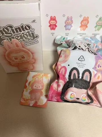 POP MART The Monsters Happiness 피규어