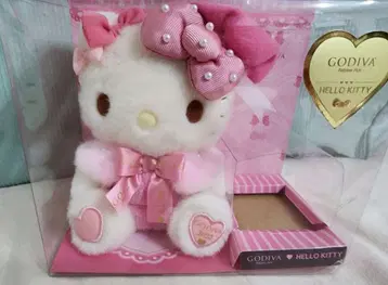 GODIVA 2022 HELLO KITTY 봉제 인형