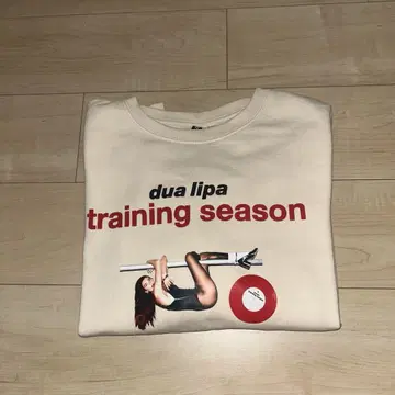 Dua Lipa 오버 사이즈 프린트 맨투맨 라이트 베이지 H&M
