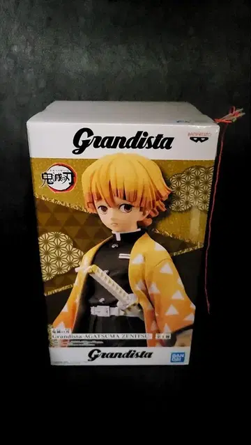 귀멸의 칼날 Grandista 젠이츠 피규어