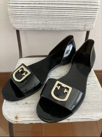 훌라 블랙 샌들 37 23,5cm