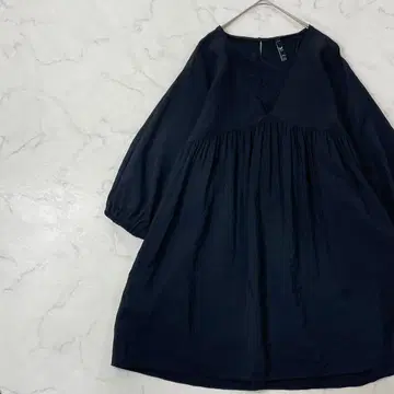 자라 절개 원톤 개더 V넥 돌먼 긴팔 튜닉 XS