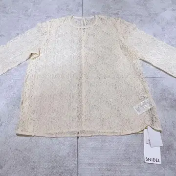 새상품 SNIDEL 아이보리 레이스 상의