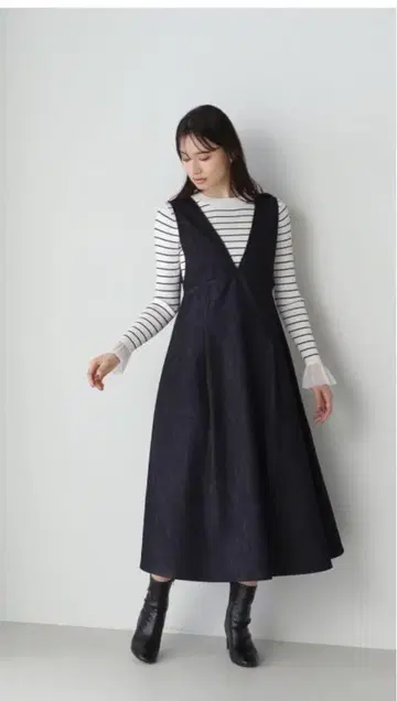 미사용 내추럴 뷰티 베이직 원피스 잔스카