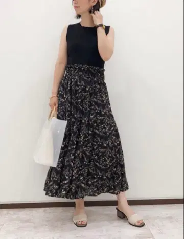 안데뮤우 보타니컬 도킹 원피스 F 사이즈