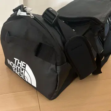 노스페이스 베이스 캠프 더플 M 블랙