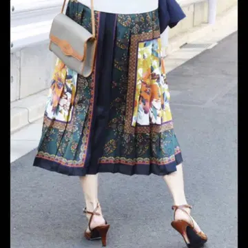 아메리빈티지 스카프 패턴 스커트