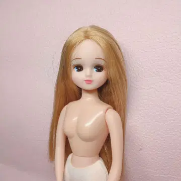 리카짱 캐슬 (가운데 가르마 스트레이트 헤어)