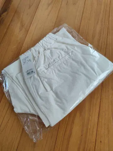 카구레 테이퍼드 팬츠 새상품 미사용!
