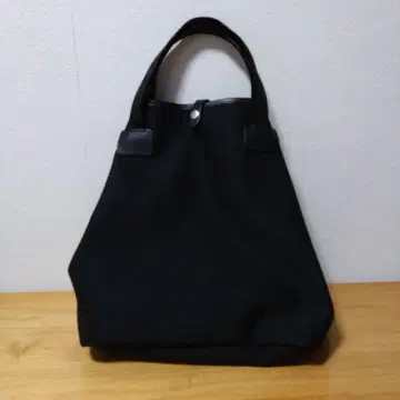 빌링엄 Billingham 원 숄더 슬링 블랙