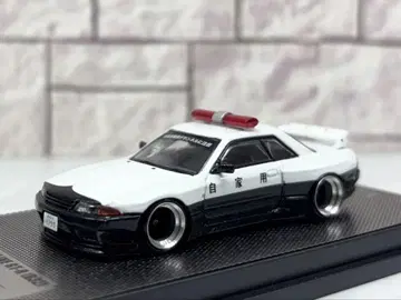 1/64 미니카 닛산 스카이라인 GT-R (R32) 팬데믹 경찰 사양