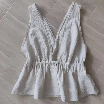 JEANASIS V넥 뷔스티에 화이트