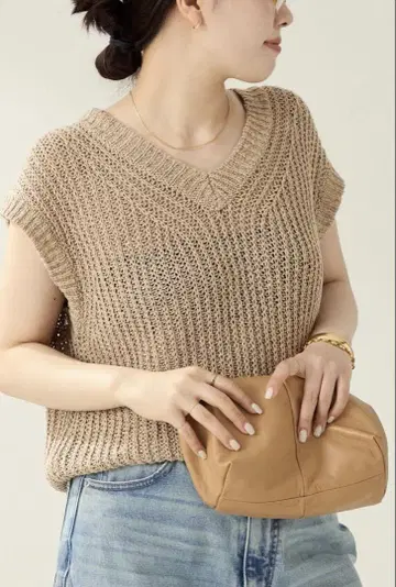 Plage SILK-LINEN LILY V넥 니트 베이지